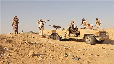 مأرب اليمنية.. قتلى وجرحى في اشتباكات بين مسلحين قبليين وقوات الإخوان 