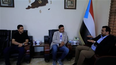 العولقي يشيد بدور صحيفة يافع نيوز في مواكبة الثورة الجنوبية