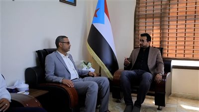 لقاء يؤكد أهمية الإعلام في نقل أوضاع المواطنين بوادي حضرموت