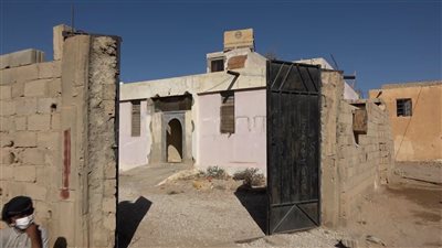 المحافظ ابن الوزير يوجّه بصرف أرضية لجمعية المكفوفين بشبوة 