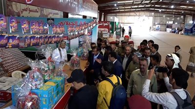 محافظ شبوة يفتتح المعرض الرمضاني الثالث بمدينة عتق 