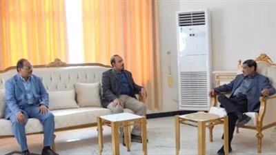 البحسني يطّلع من محافظ حضرموت على نشاط السلطة المحلية واستعداداتها لاستقبال رمضان