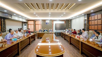 المكتب التنفيذي للعاصمة عدن يستعرض الأوضاع الخدمية والأمنية ويتخذ عددا من المعالجات