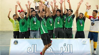 تتويج أبطال البطولات الرياضية ضمن اسبوع الطالب الجامعي ال24 لجامعة عدن