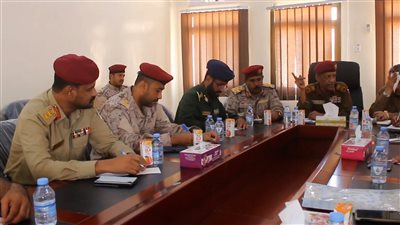 قيادة المنطقة الثانية تناقش تحضيرات الذكرى الثامنة لتحرير ساحل حضرموت