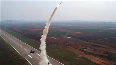 كوريا الشمالية تطلق صواريخ باليستية قبالة ساحلها الشرقي