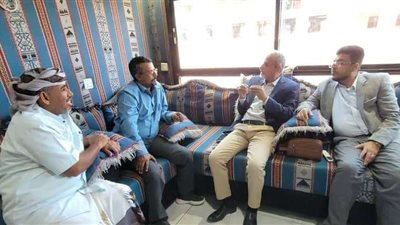 الوكيل الشبحي يبحث سُبل دعم الوزارة لقطاع الصحة في سقطرى