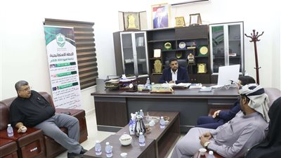 بن عفرار يتفقد سير العملية التعليمية في جامعة المهرة