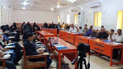 جامعة عدن تنظم ورشة عمل حول ضمان الجودة والاعتماد الأكاديمي في كلية اللغات