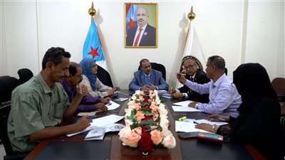 فريق الحوار يؤكد مواصلة تعميق الشراكة الوطنية وتوحيد الرؤى السياسية الجنوبية 