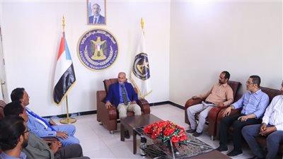 انتقالي شبوة يبحث الصعوبات التي تواجه عمل القطاع الصحي بالمحافظة