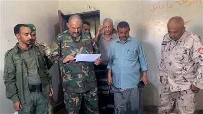 لجنة من الحزام الأمني تتفقد السجون المركزية وأماكن الاحتجاز بيافع و الضالع 