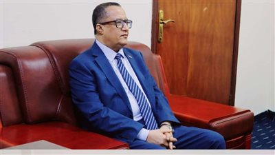 الدكتور الخُبجي يلتقي الباحث السياسي الفرنسي جيرارد فيسبير بالعاصمة عدن