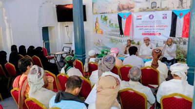 إنتقالي غيل باوزير ينظم ندوة سياسية عن التحديات الماثلة أمام المجلس الإنتقالي للمرحلة الراهنة 