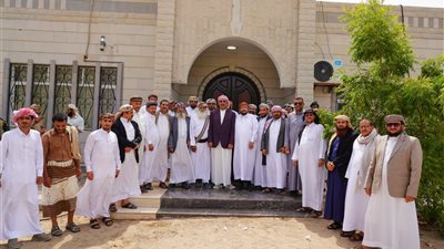 مشايخ صعدة يثمنون مواقف الرئيس الزُبيدي ويؤكدون امتثالهم لتوجيهاته