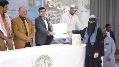 بمشاركة رئيس تنفيذية انتقالي المهرة.. قبائل يافع تقيم حفلاً تكريمياً للطلاب المتفوقين 