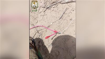 هندسية اللواء الأول دفاع شبوة تفكك عدداً من العبوات الناسفة في مدينة المصينعة 