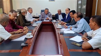 اجتماع بالعاصمة عدن يناقش القضايا المتعلقة بمخططات الأراضي 