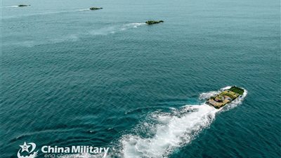 الصين تجري مناورات عسكرية وسط تصاعد التوترات مع الفلبين