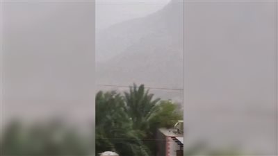 أمطار غزيرة وعواصف رعدية تضرب مدن ساحل ووادي حضرموت 