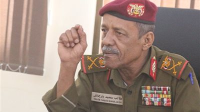 قائد العسكرية الثانية يؤكد رفضه لأية محاولات تجنيد غير رسمية 