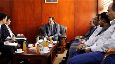 الوزير السقطري يبحت مع السفير الصيني التعاون المشترك في قطاعي الزراعة والأسماك