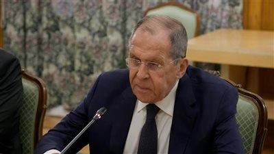 الوزير الزنداني ونظيره الروسي يقفان أمام مستجدات الأوضاع في البلاد