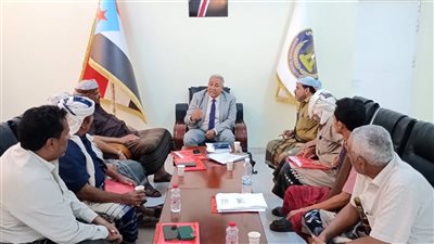 رئاسة مجلس المستشارين تشيد بجهود لجنة معالجة الثأر والنزاعات القبلية 