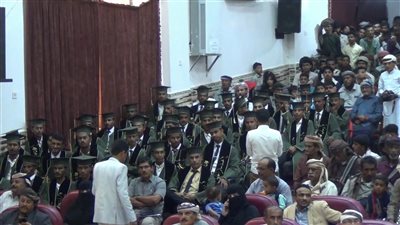 كلية المجتمع بشبوة تحتفي بـ 86 خريجاً وخريجة بتخصصات علمية ومهنية 