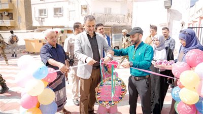 لملس يفتتح عددًا من المشاريع التربوية والخدمية في مديرية صيرة