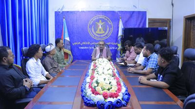 رئيس الهيئة المساعدة بوادي حضرموت يلتقي نقابة الصحفيين الجنوبيين والمراكز الإعلامية بالوادي
