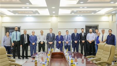 وزير النقل يبحث مع الفريق الفني لشركة الخطوط الجوية الملكية الأردنية علاقة التعاون واستئناف الرحلات