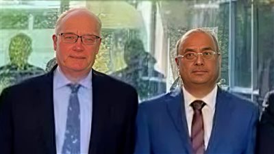 وزير المالية يلتقي في واشنطن المبعوث الأمريكي تيم ليندركنج