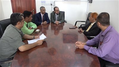 رئيس التفتيش القضائي يتفقد سير العمل في محاكم ونيابات لحج 