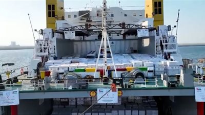 الإمارات تُسيّر سفينة المساعدات الإنسانية الخامسة لقطاع غزة