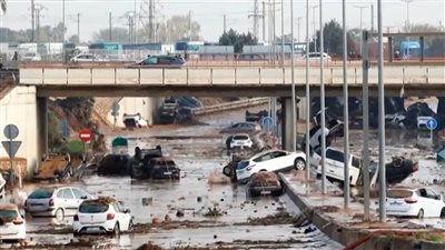 مقتل 100شخص في فيضانات إسبانيا إثر منخفض غوتا فريا 