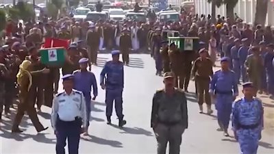 قتلوا في الجبهات.. مليشيا الحوثي تشيّع قيادات عسكرية في  صنعاء