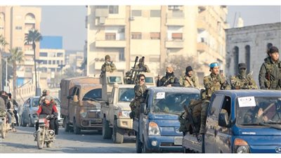 الفصائل المسلحة على مشارف دمشق والرئاسة السورية تنفي مغادرة الأسد