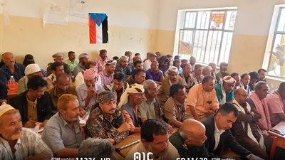 في محطته الأخيرة بلحج.. فريق التواصل يبحث مع أبناء كرش تحسين الأوضاع بالمديرية 