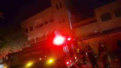 الدفاع المدني في شبوة يسيطر على حريق هائل بحي سكني بعتق