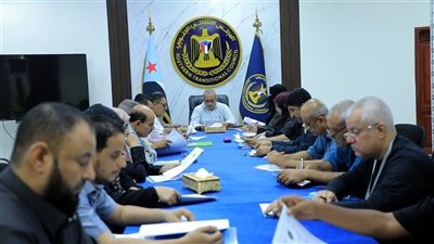 الأمانة العامة تناقش تقريري المشهد السياسي والتنظيمي لتحسين أداء الدوائر