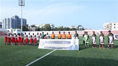 بحضور وزير الدفاع.. أمن عدن يتوج بكأس بطولة القوات المسلحة والأمن الجنوبي لكرة القدم