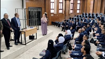 رئيس مجلس القضاء يدشّن العام الدراسي الجديد في المعهد العالي للقضاء بعدن