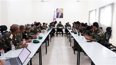 العميد الربيعي يترأس اجتماعاً أمنياً موسعاً ويشيد بنجاح خطة تأمين عيد الأضحى