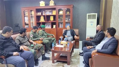 وزارة الصناعة والحزام الأمني يعززان التعاون المشترك لدعم رقابة الأسواق ومكافحة التهريب