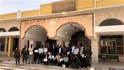 اختتام دورة تدريبية في أمن الطيران لكوادر مطار عتق بمحافظة شبوة