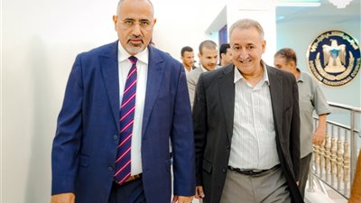 تقرير: عودة الرئيس الزُبيدي إلى عدن.. تعزيز العمل المؤسسي في ظل تحديات المعيشة