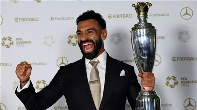 محمد صلاح يحقق جائزة أفضل لاعب بالدوري الإنجليزي