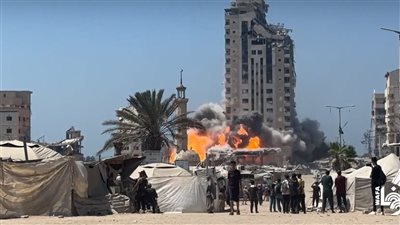 غارات مكثفة للاحتلال الإسرائيلي على مدينة غزة 