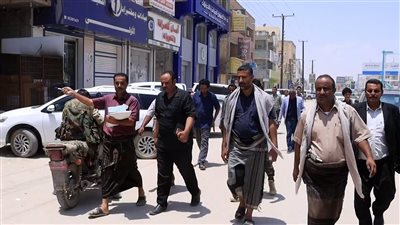 مكتب الضرائب بشبوة يطلق حملة ميدانية لتحصيل ضرائب العقارات